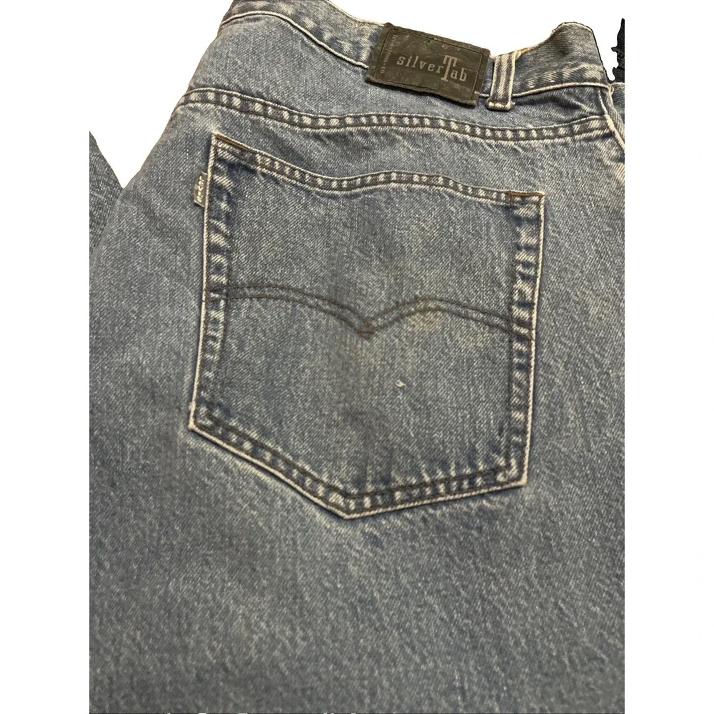 VTG 90s Levi's SilverTab Baggy Jeans  Men's 42x32 Medium Wash Skater Y2K Denim